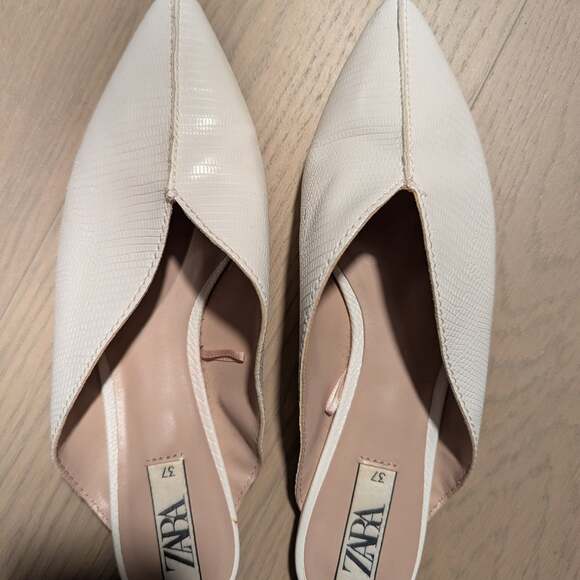 Zara Leather Pointed Toe Mule Flats - Picture 1 of 2